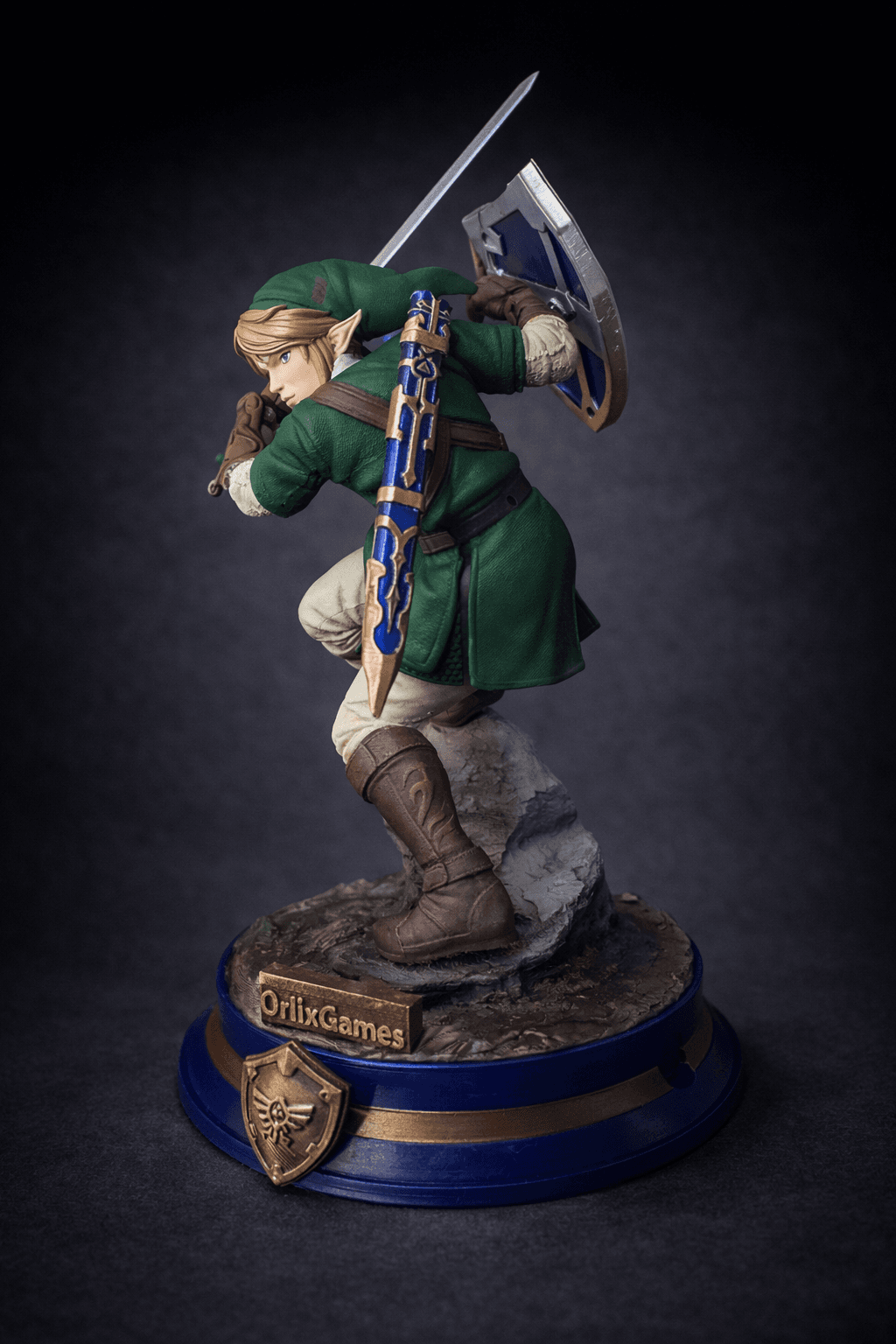 Figura realista 01 — pieza impresa en 3D, vista 2