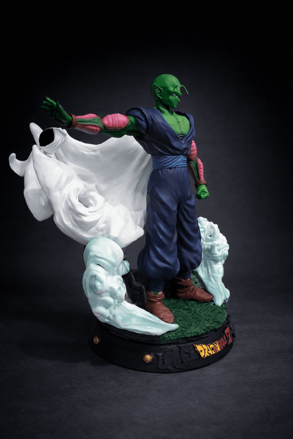 Figura realista 02 — pieza impresa en 3D, vista 1